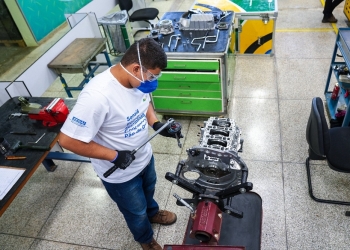 Cresce demanda por técnicos industriais