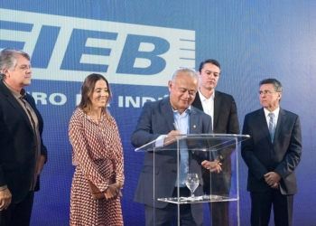 Carlos Henrique Passos toma posse na Fieb