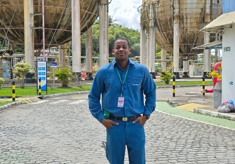 Dia do Engenheiro Químico: profissão que move a indústria e a sustentabilidade 3 Leonardo Santa Rosa