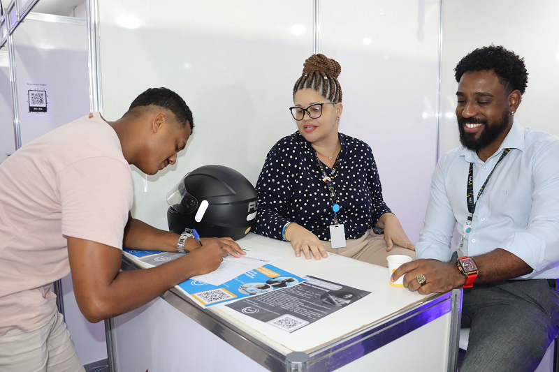 Feirão oferece mais de 600 vagas em Lauro de Freitas 1 feirão