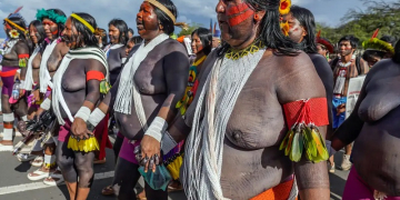 Índios