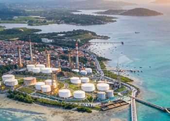 Petrobras negocia recompra de refinaria, mas preço e cenário político travam avanço