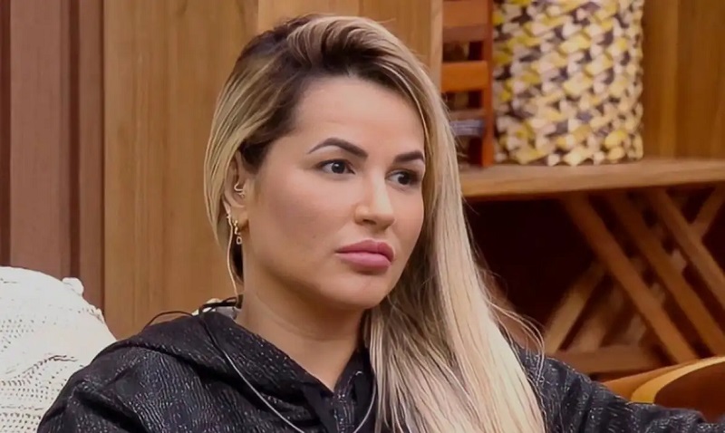 Giro das 21h: Deolane presa, Vorcaro sem acordo e Salvador sem ônibus 3 Deolane Bezerra
