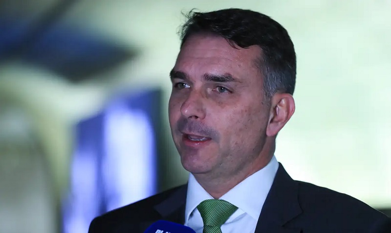 Flávio Bolsonaro e Vorcaro: o áudio, os R$134 milhões e o filme que virou escândalo político 1 Flávio Bolsonaro