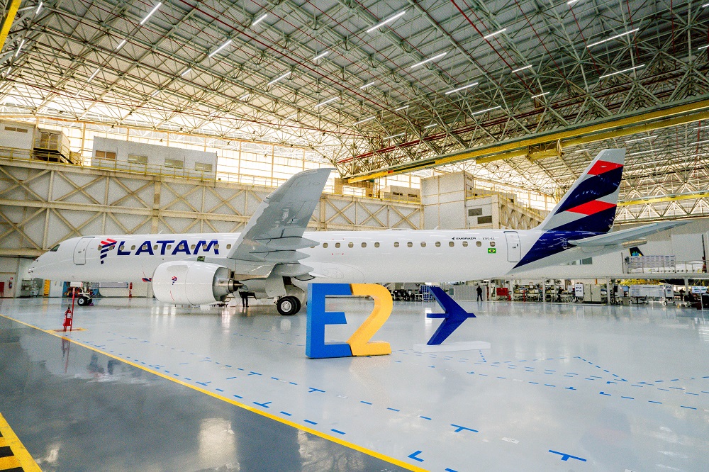 Latam revela primeiro Embraer E195-E2 que operará no Brasil a partir do 4º trimestre 1 Latam