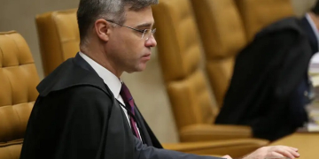 André mendonça